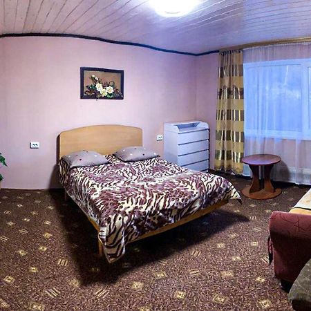 Під Лісом У Гіда Villa Yaremche Ngoại thất bức ảnh