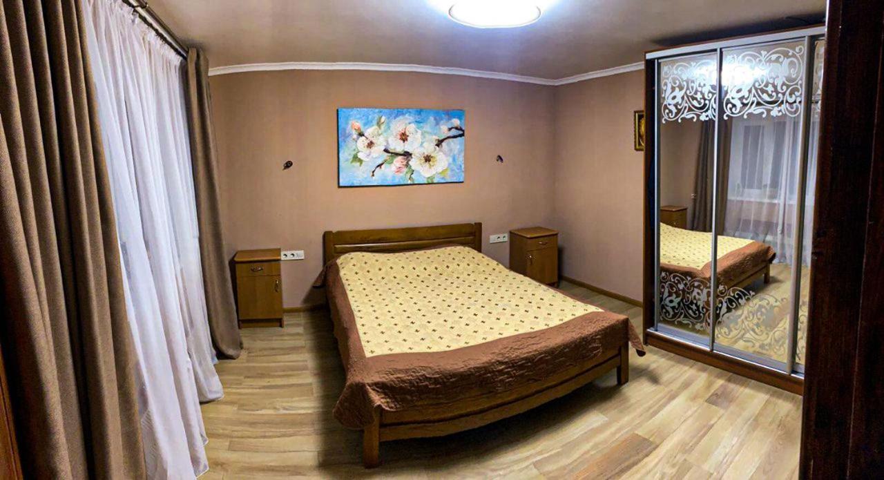 Під Лісом У Гіда Villa Yaremche Ngoại thất bức ảnh