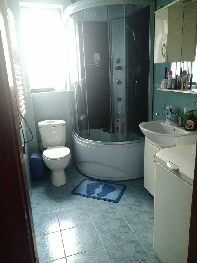 Під Лісом У Гіда Villa Yaremche Ngoại thất bức ảnh